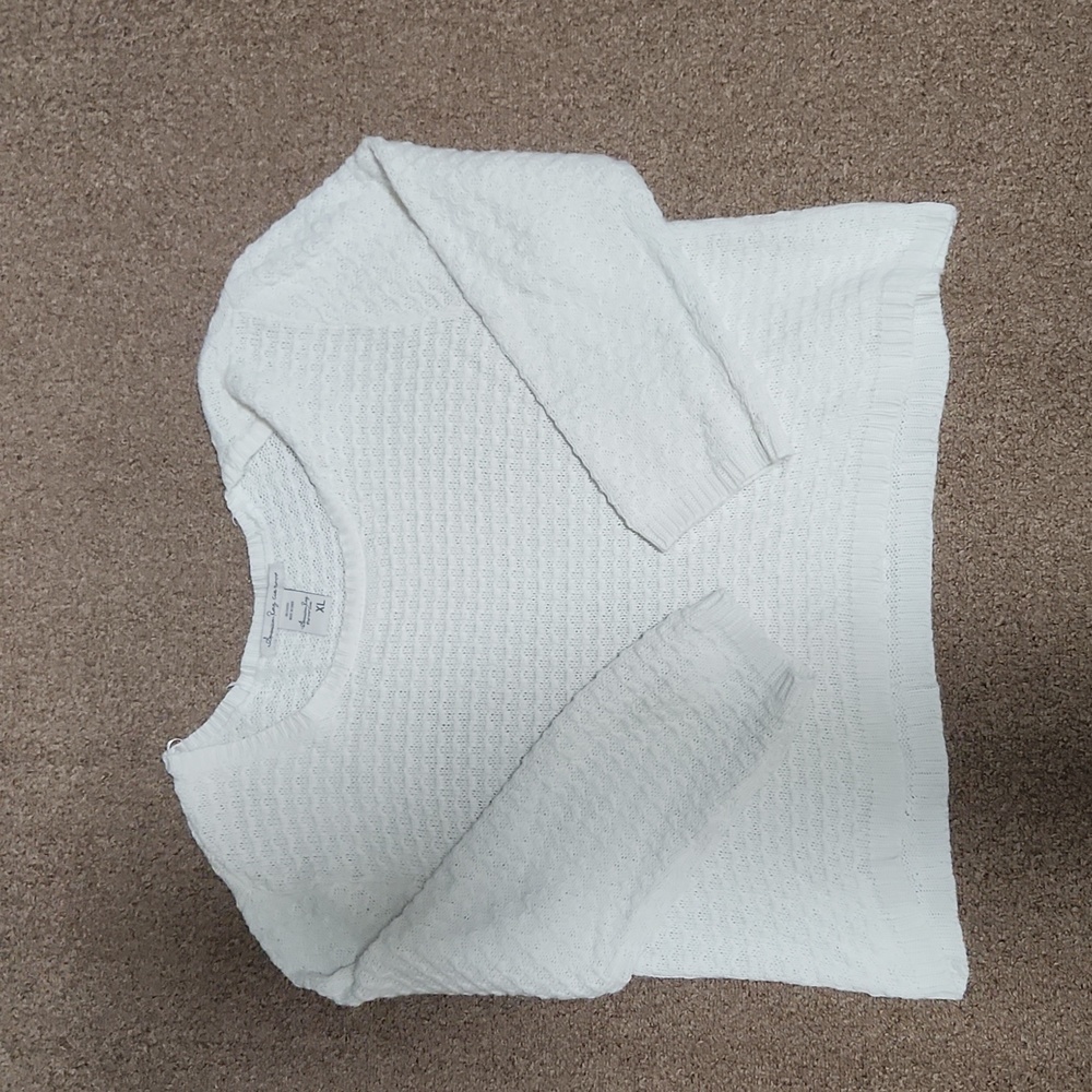 White Sweater - Picture 2 of 5